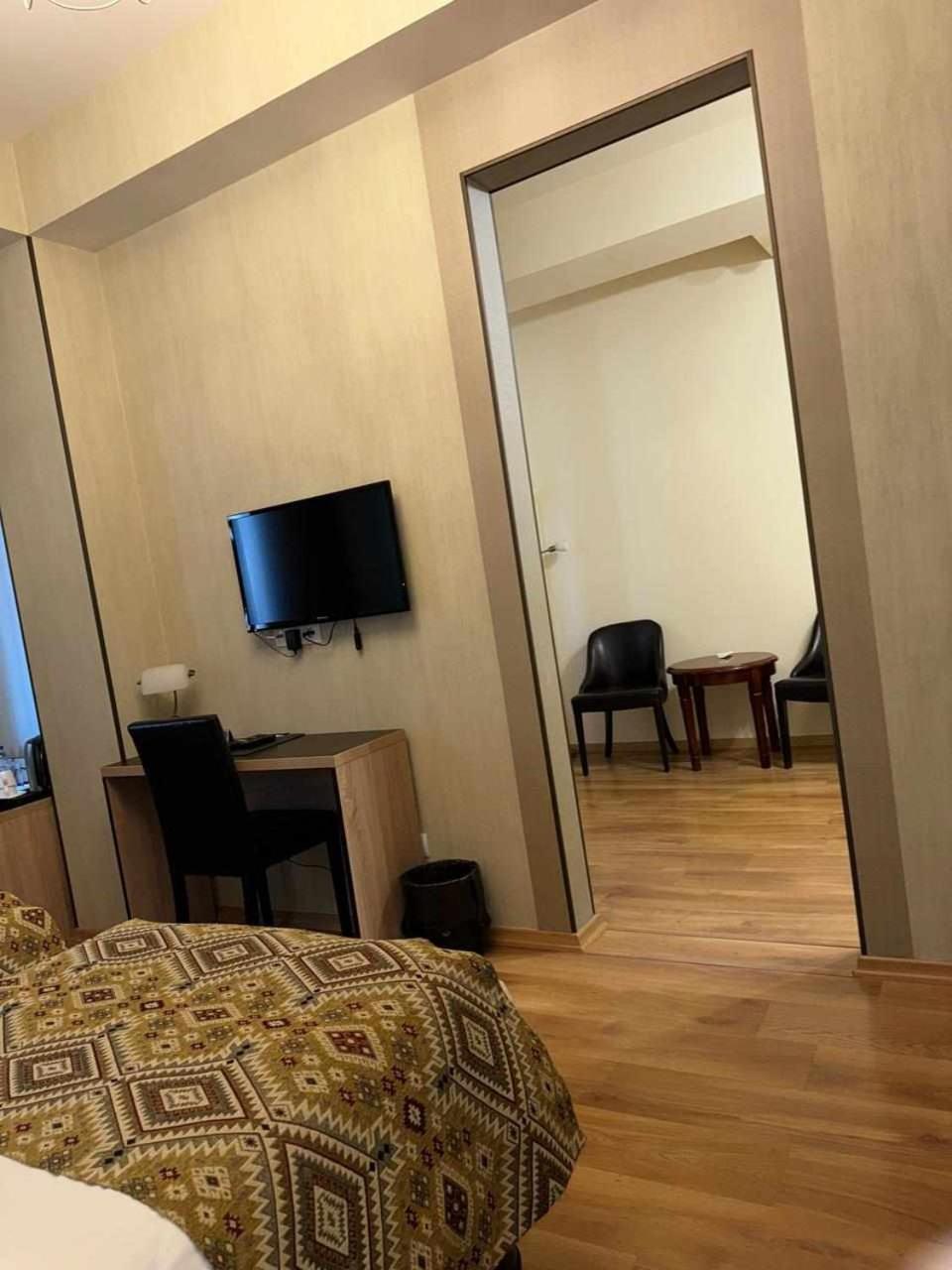 Hotel Diamond Тбілісі Екстер'єр фото