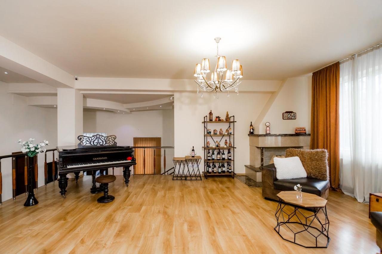 Hotel Diamond Тбілісі Екстер'єр фото